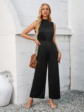 Ärmelloser Jumpsuit mit Cut-outs und weitem Beinausschnitt und Bindeband